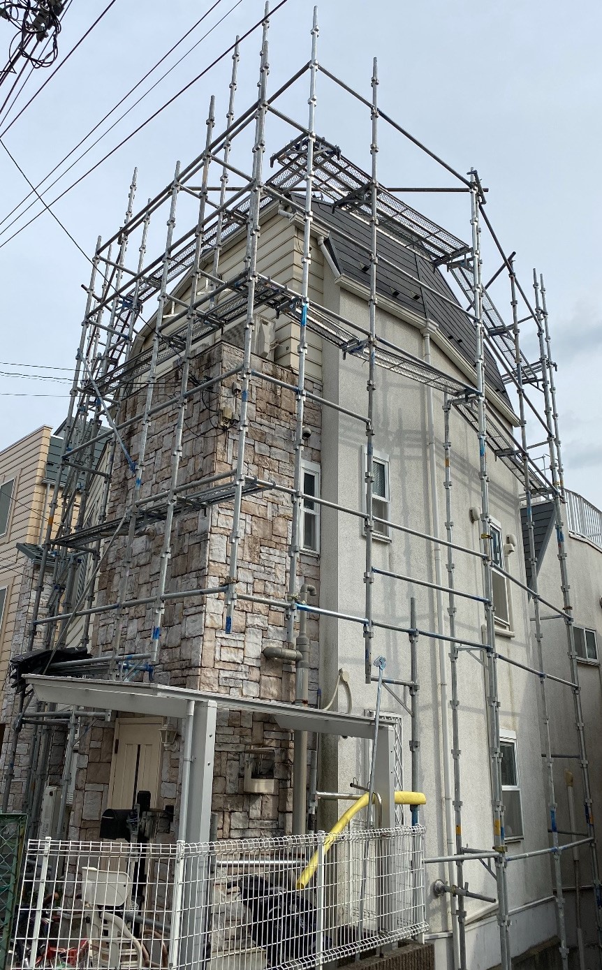 【足場】目黒区駒場にて仮設工事