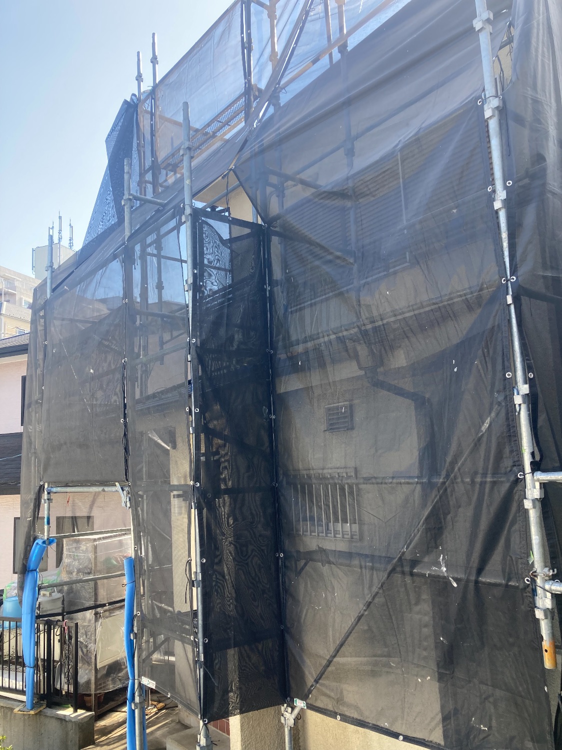 【足場】保土ヶ谷区桜ヶ丘にて仮設工事