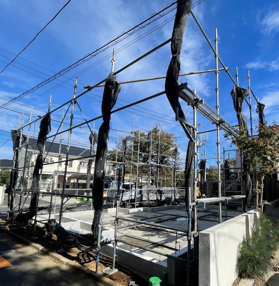 【足場】 大田区久が原にて仮設工事