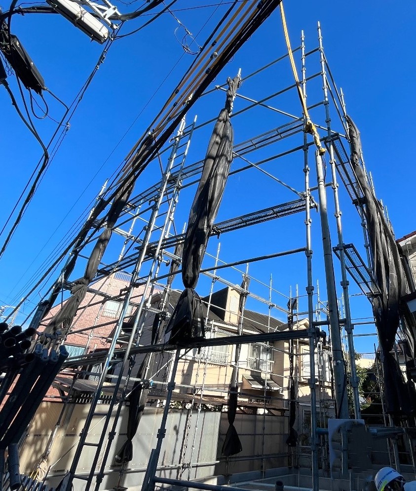 【足場】 練馬区旭町にて仮設工事