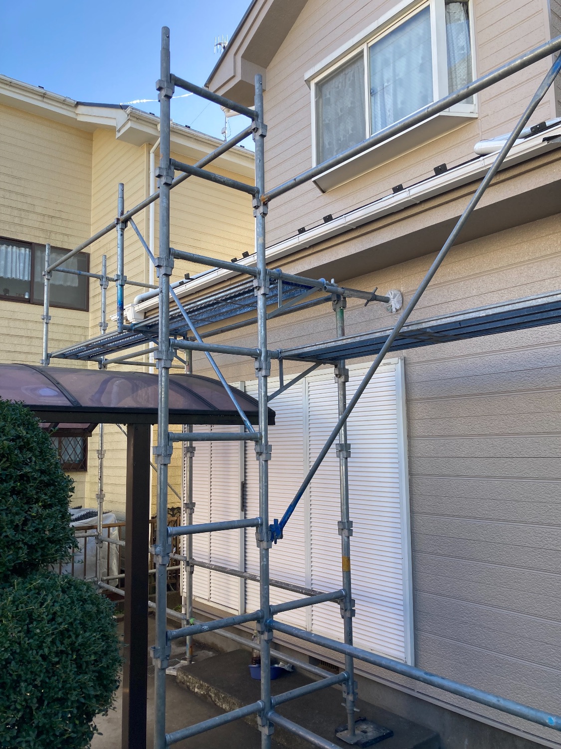 【足場】 相模原市南区当麻にて仮設工事