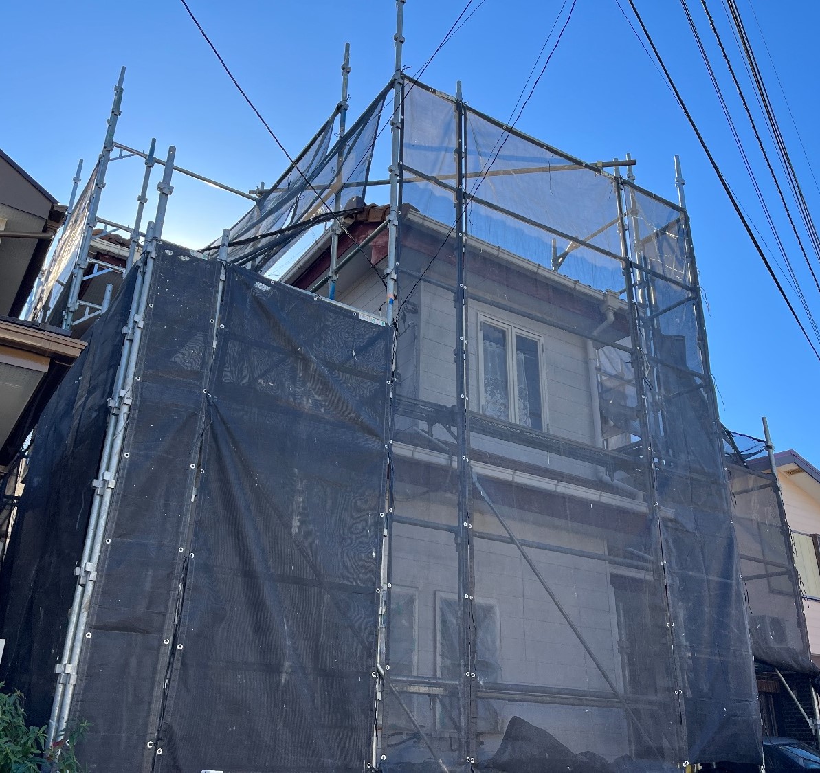 【足場】港南区下永谷にて仮設工事