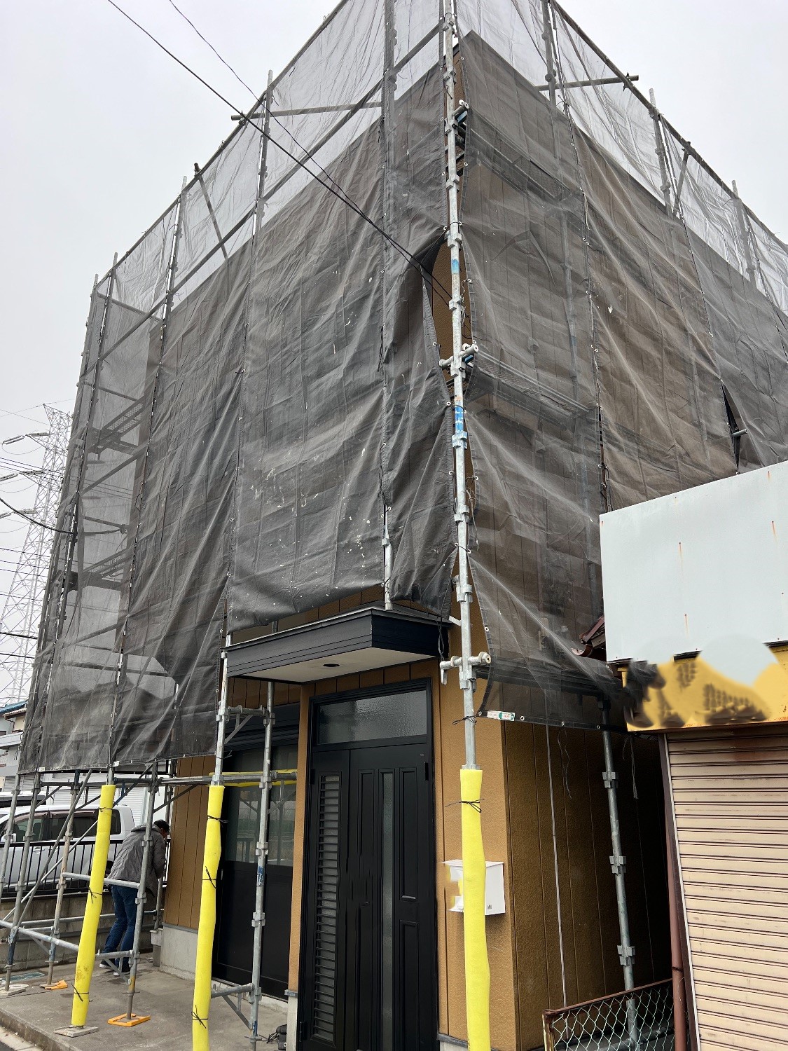 【足場】埼玉県八潮市南川崎にて仮設工事