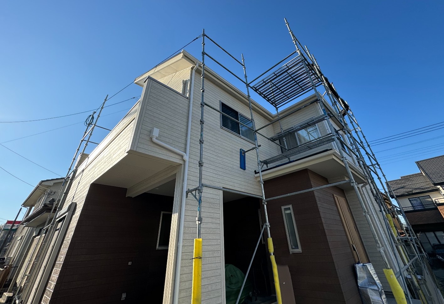 【足場】埼玉県鶴ヶ島市上広谷にて仮設工事