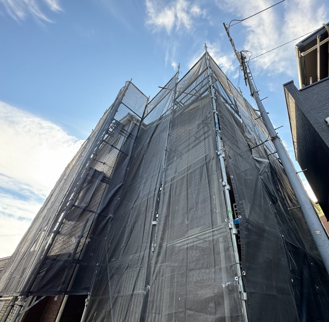 【足場】厚木市三田にて仮設工事