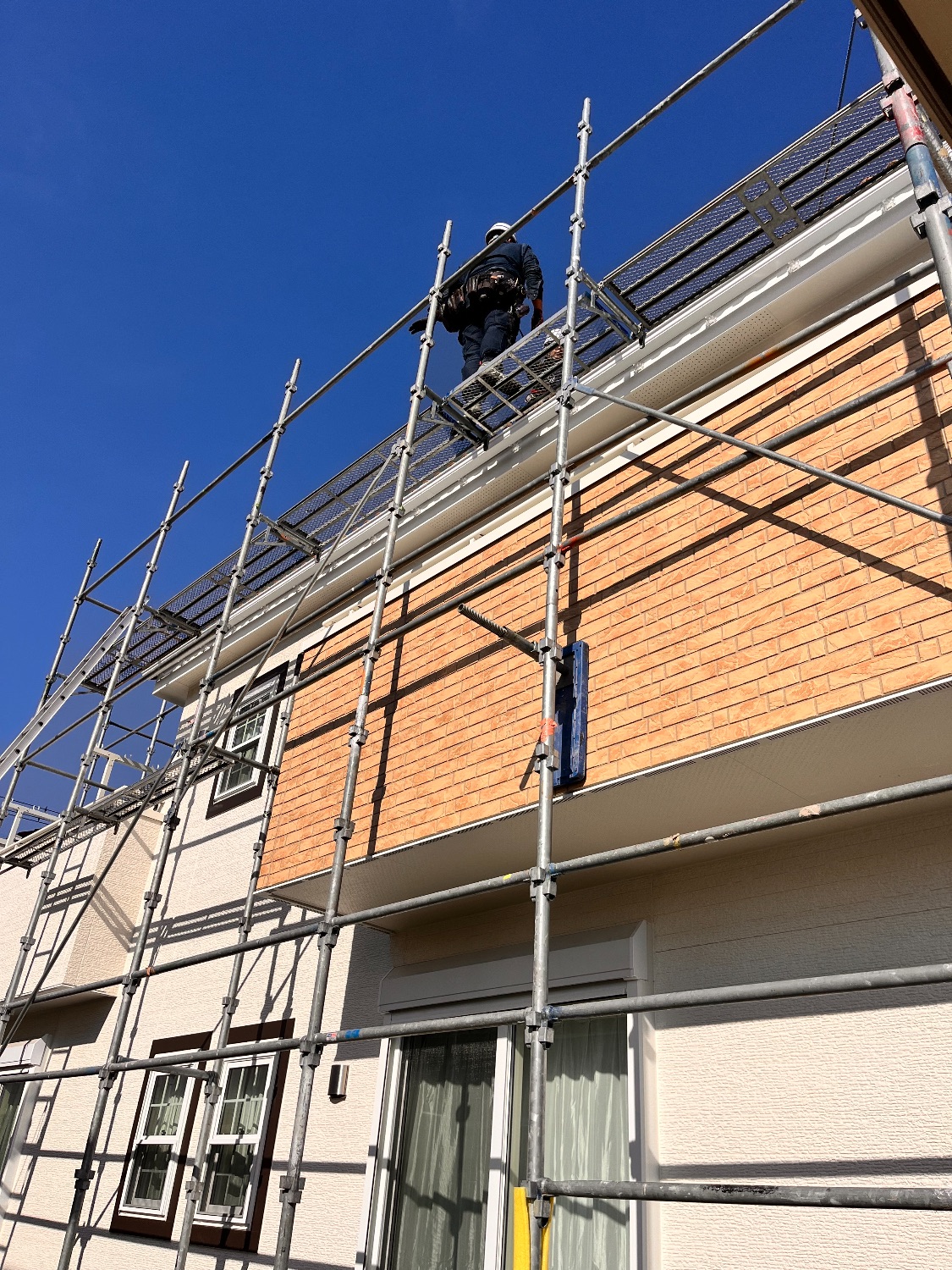 【足場】埼玉県熊谷市銀座にて仮設工事