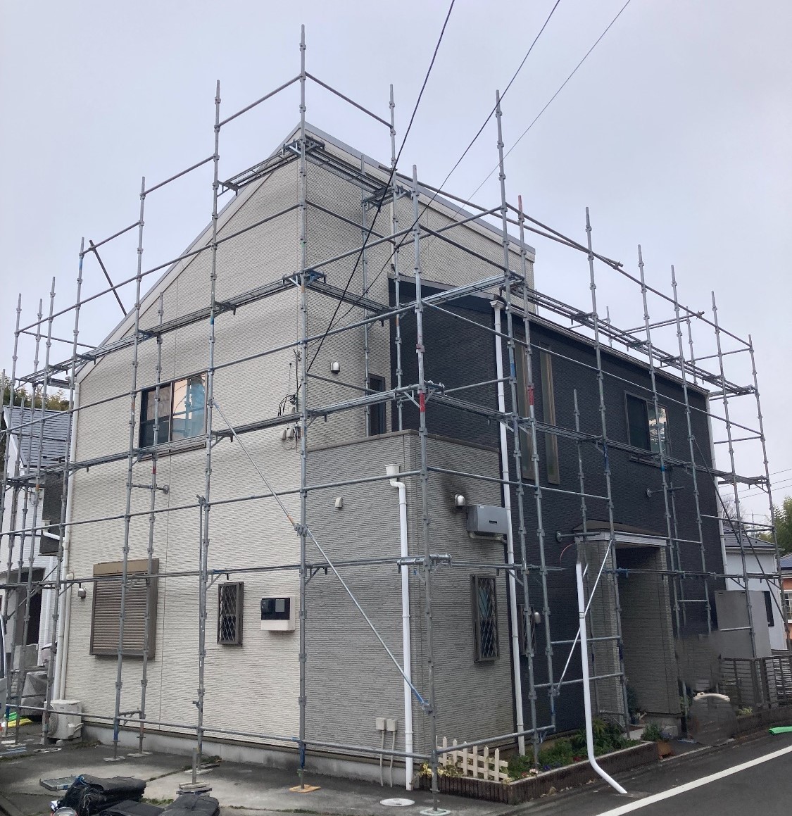 【足場】町田市山崎町にて仮設工事