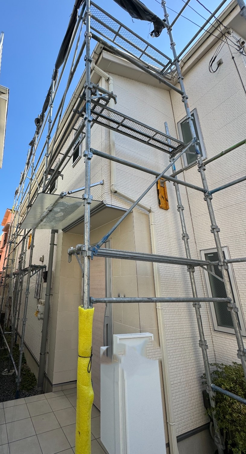 【足場】足立区千住にて仮設工事