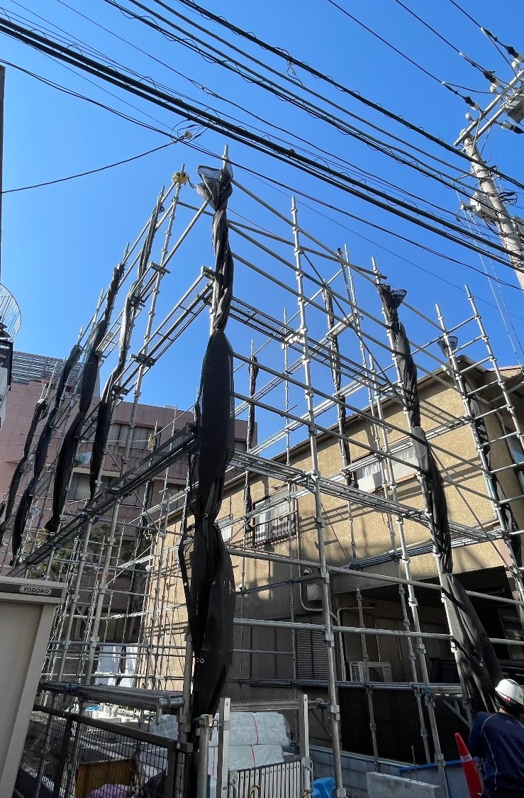 【足場】 品川区上大崎にて仮設工事