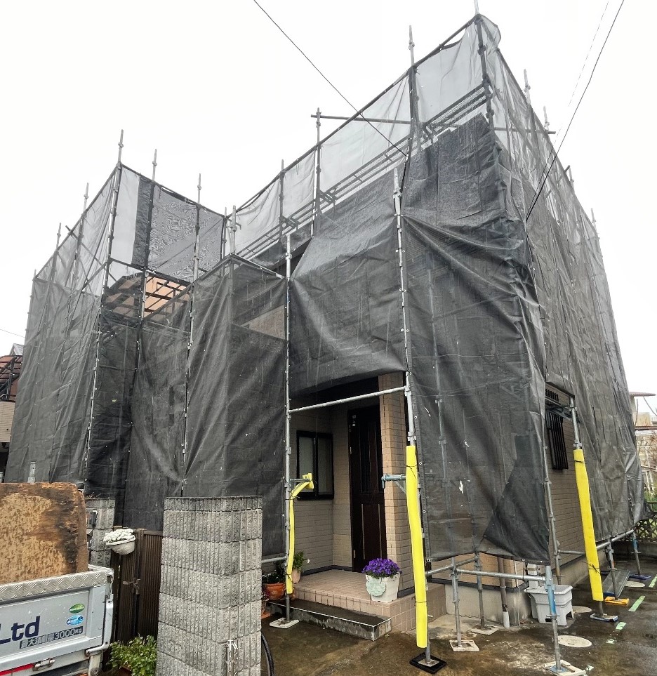 【足場】茅ヶ崎市円蔵にて仮設工事