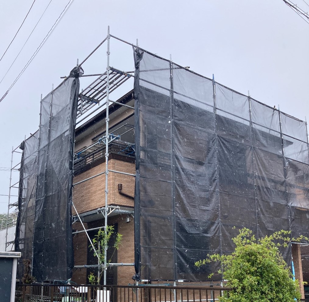 【足場】厚木市みはる野にて仮設工事