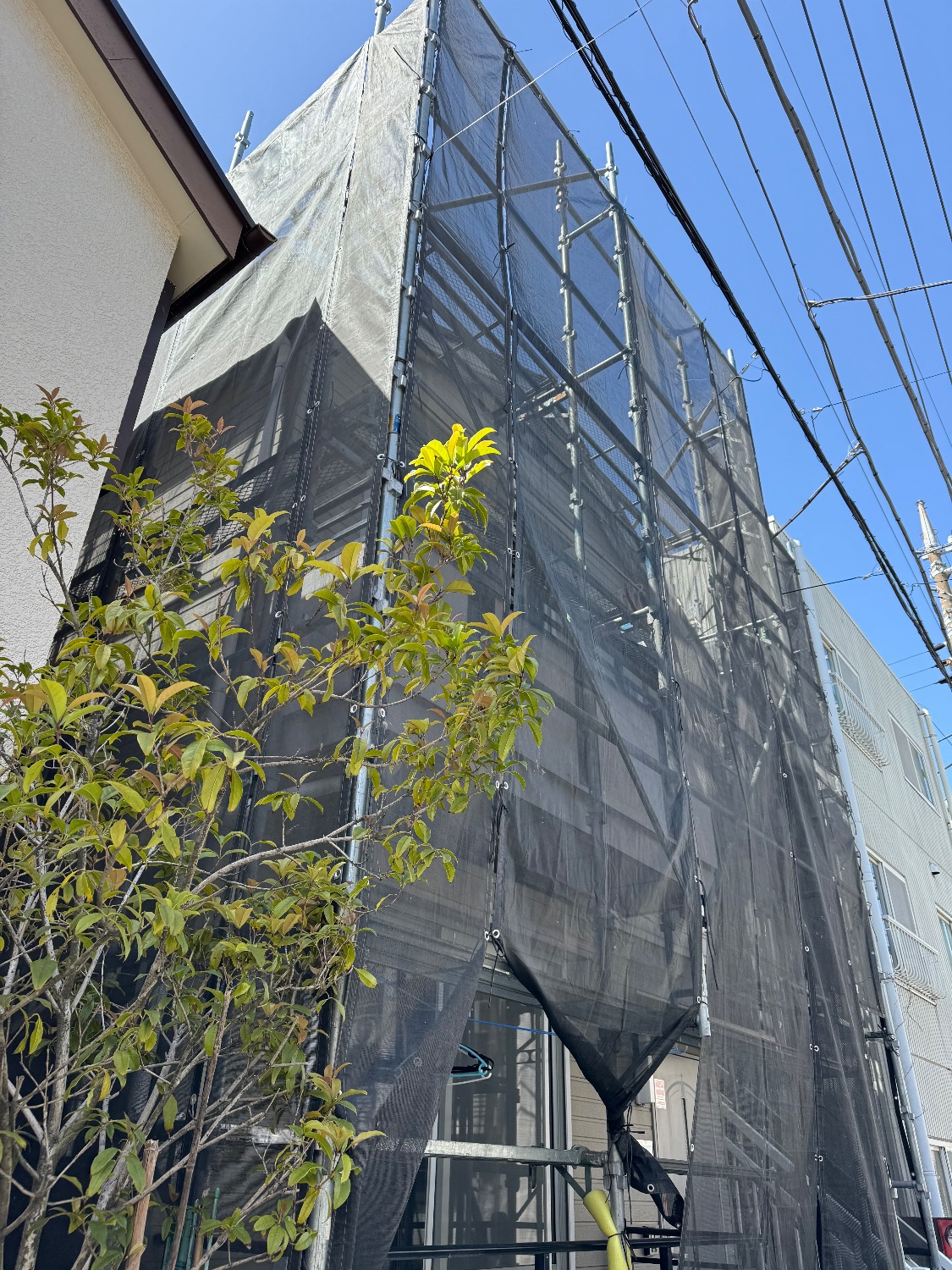 【足場】大田区仲六郷にて仮設工事