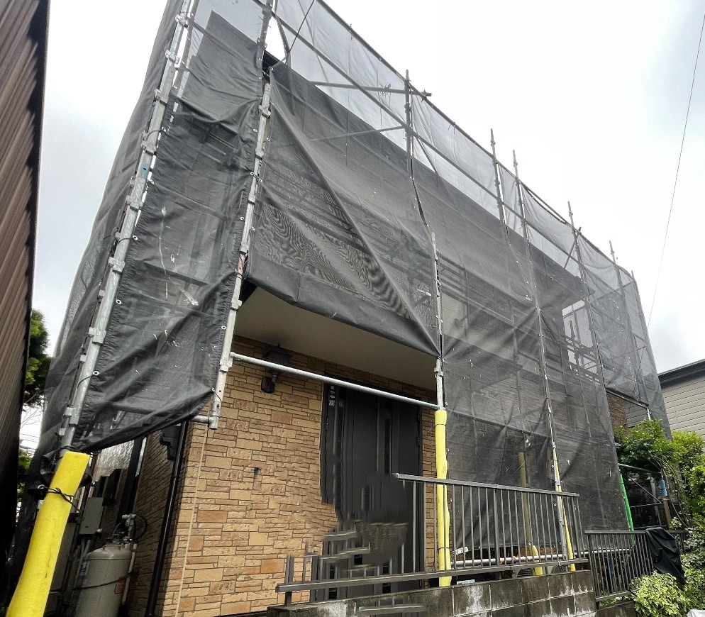 【足場】海老名市国分北にて仮設工事