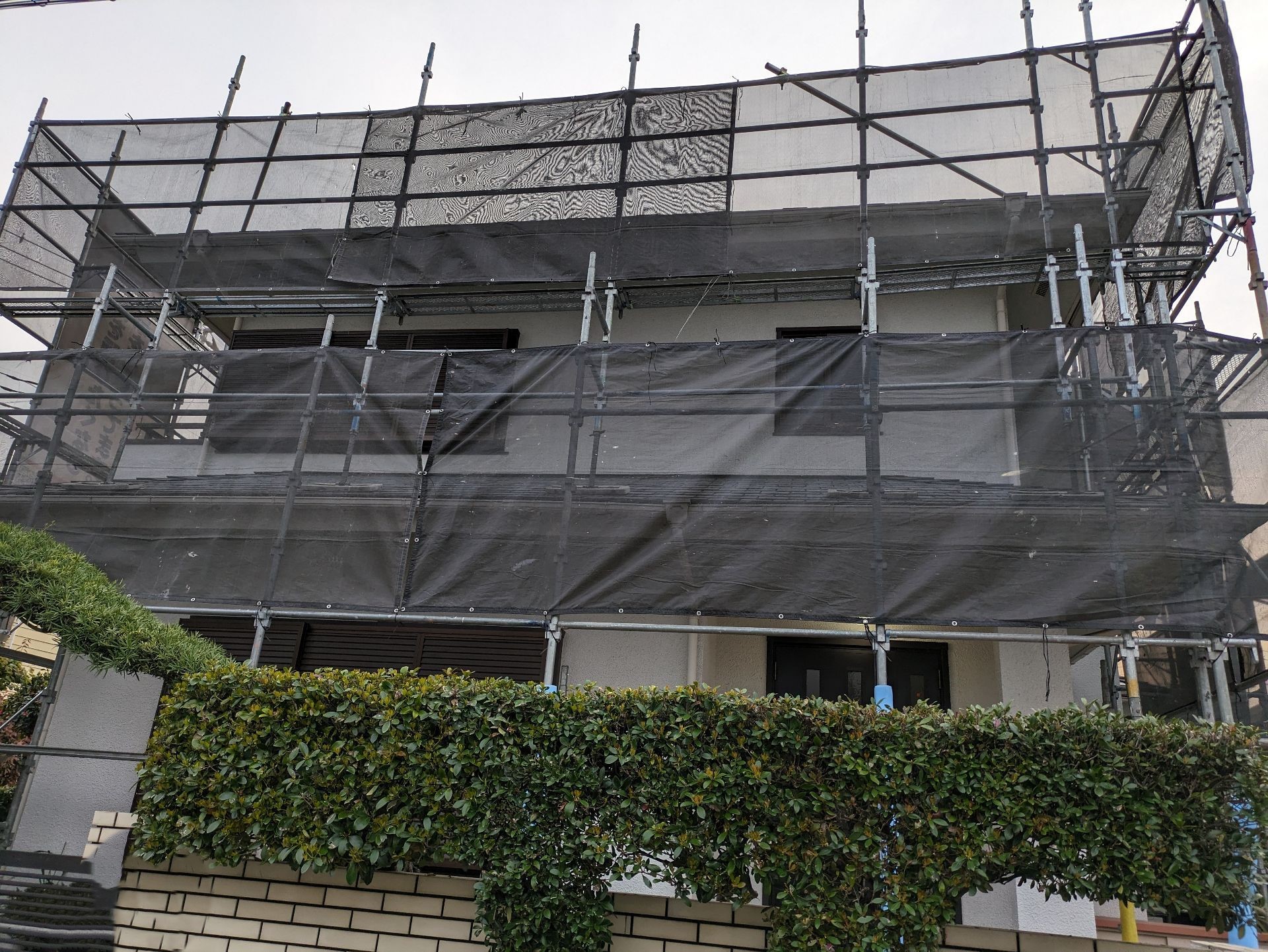 【足場】町田市金森にて仮設工事