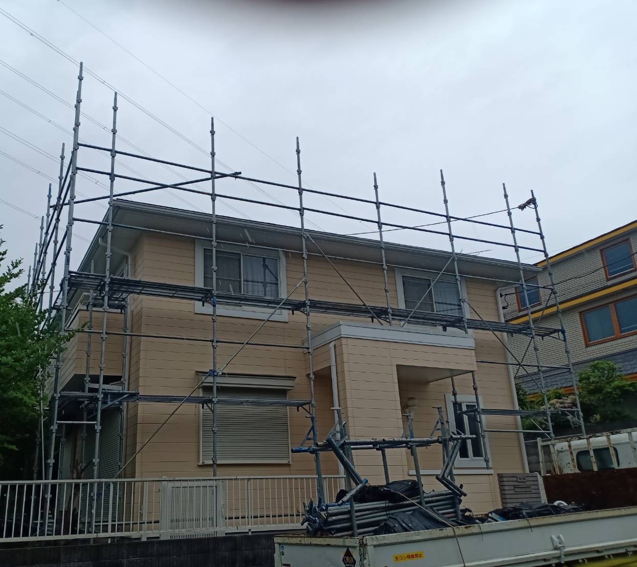 【足場】町田市成瀬台にて仮設工事