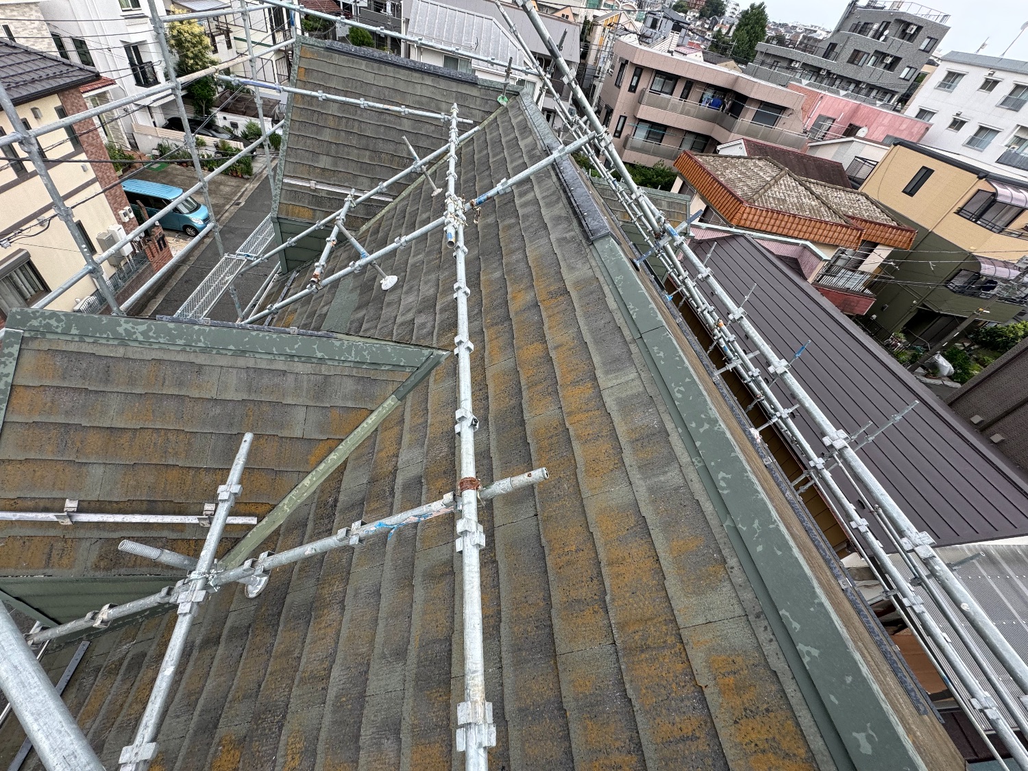 【足場】神奈川区西大口にて仮設工事