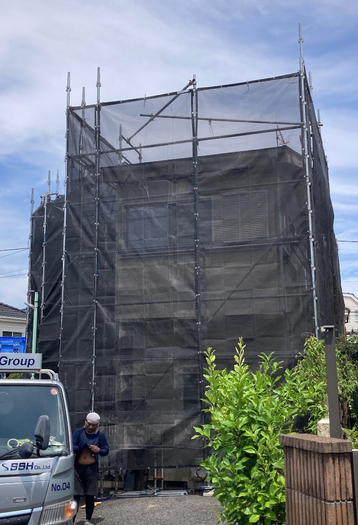 【足場】茅ヶ崎市南湖にて仮設工事