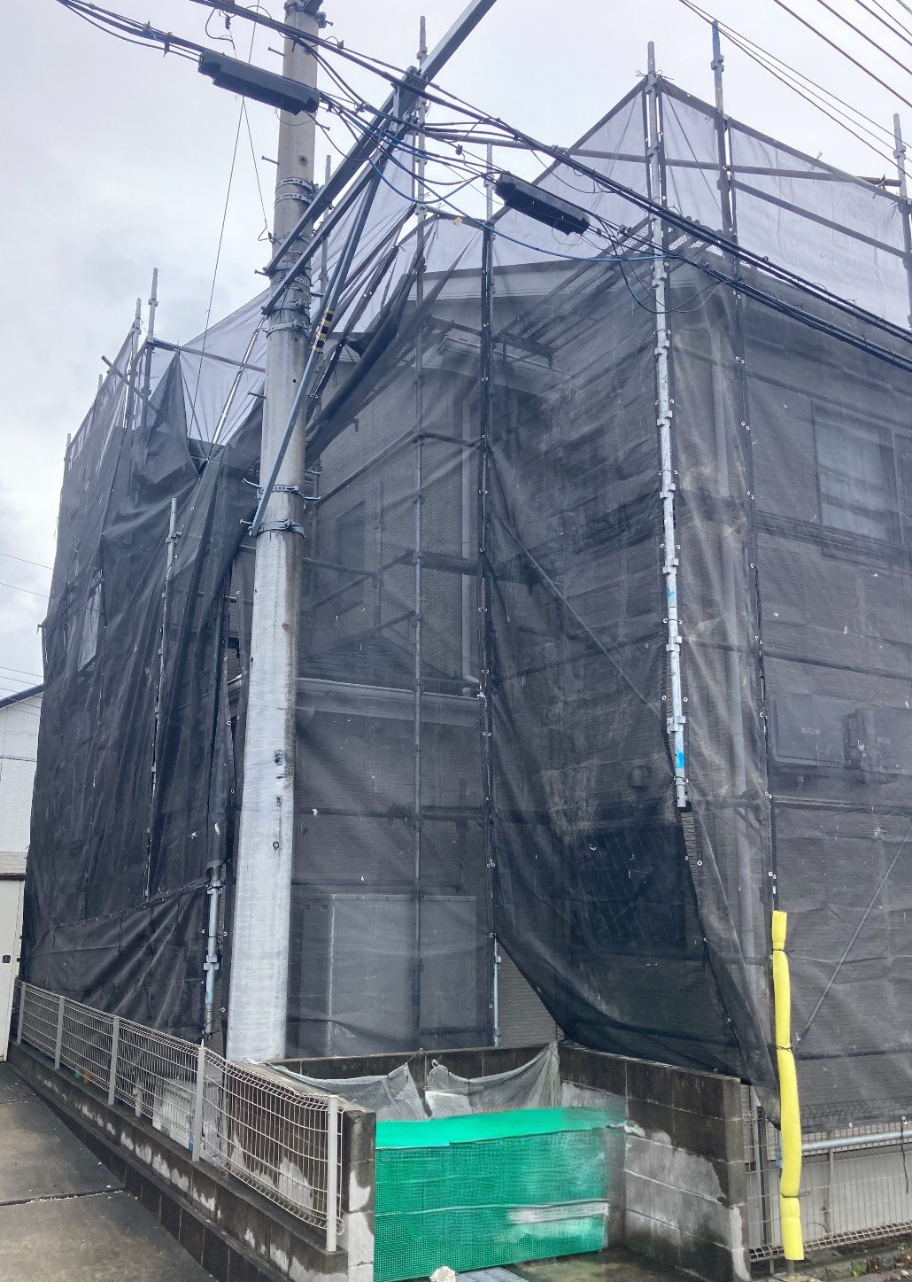 【足場】厚木市中依知にて仮設工事