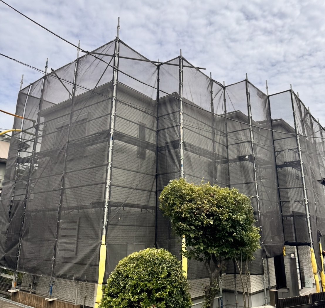 【足場】戸塚区深谷町にて仮設工事