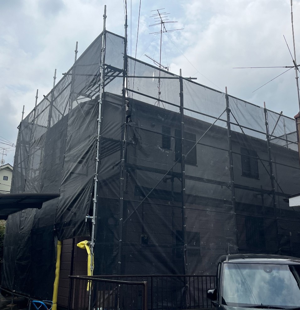 【足場】町田市成瀬が丘にて仮設工事