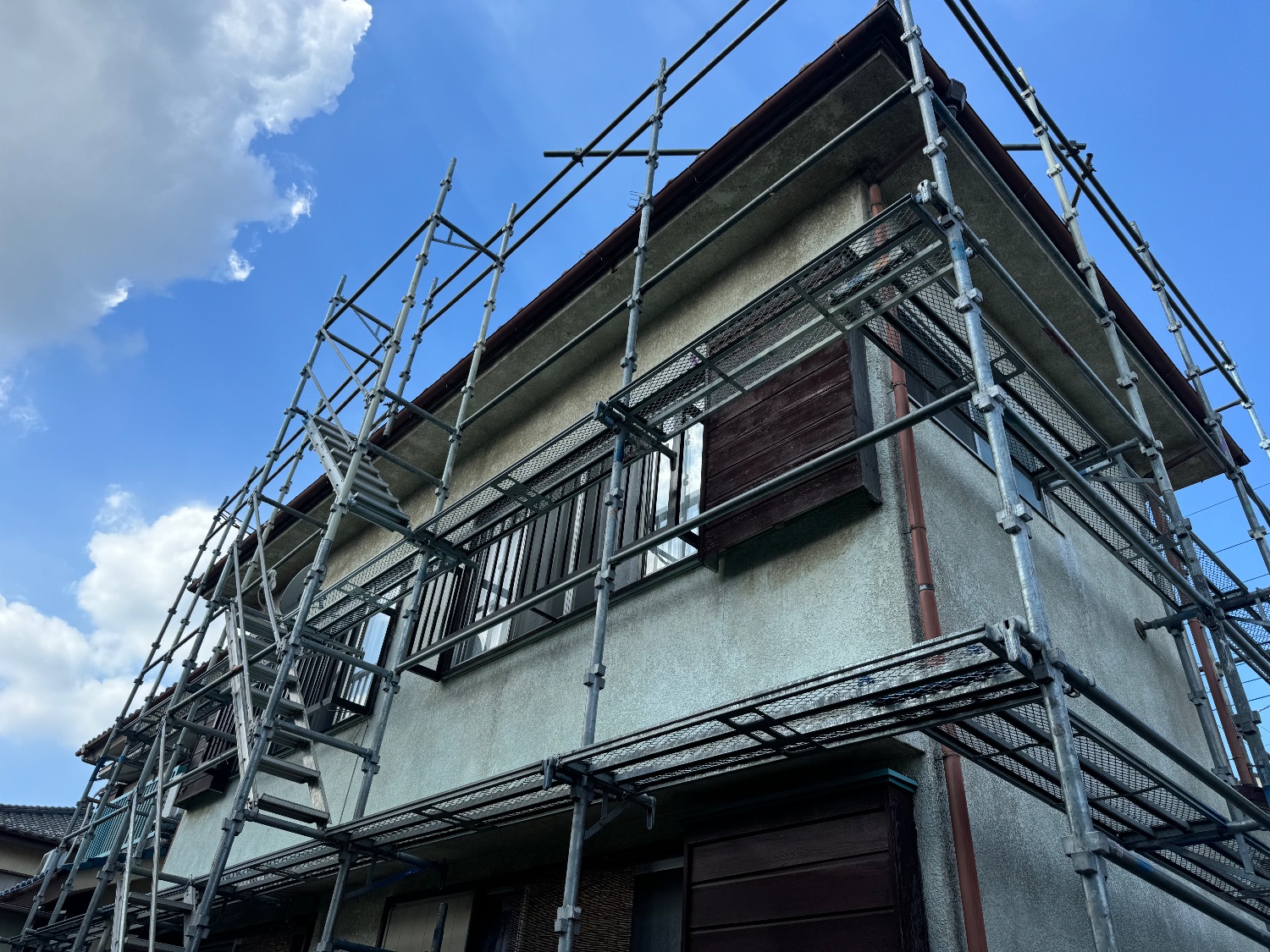 【足場】太田市大原町にて仮設工事
