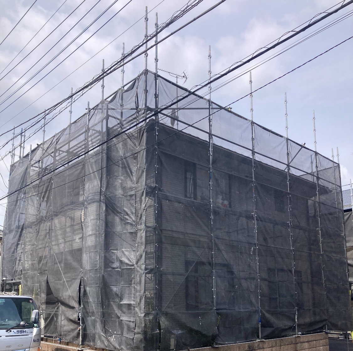 【足場】春日部市栄町にて仮設工事