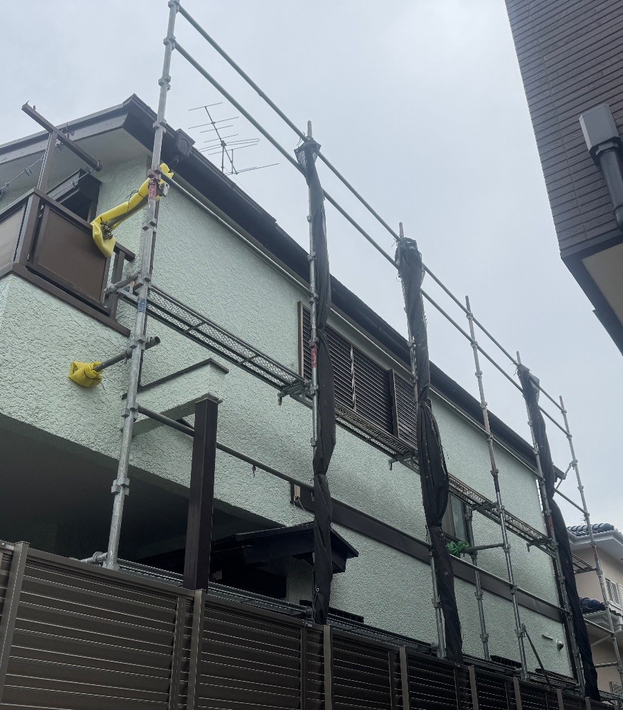 【足場】大和市中央林間にて仮設工事