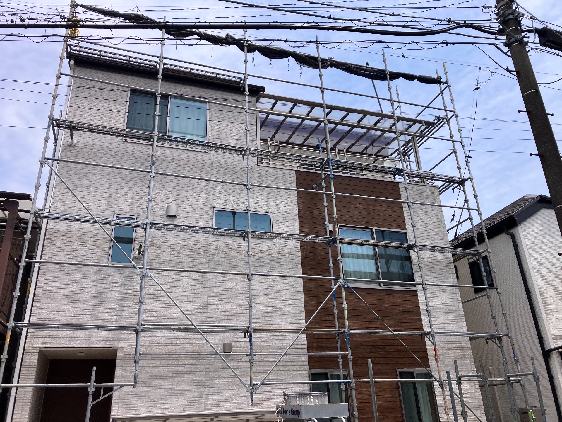 【足場】北区西ケ原にて仮設工事