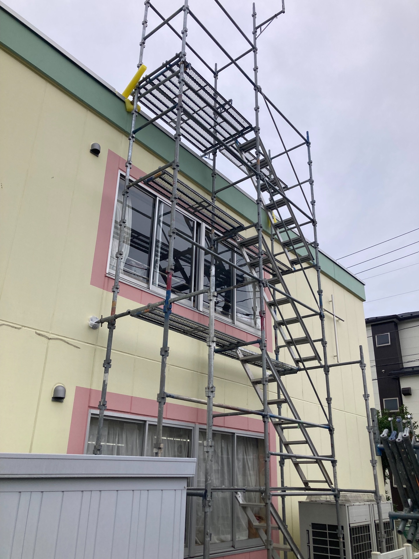 【足場】相模原市中央区矢部にて仮設工事