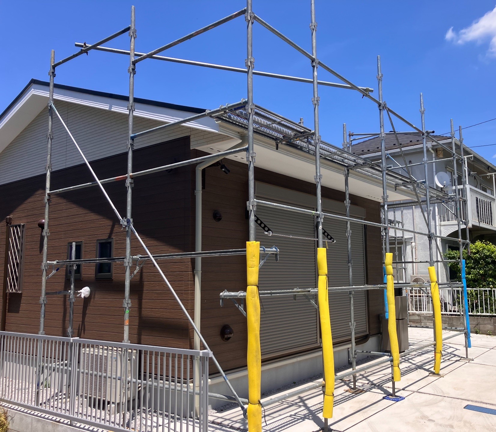 【足場】東村山市秋津町にて仮設工事