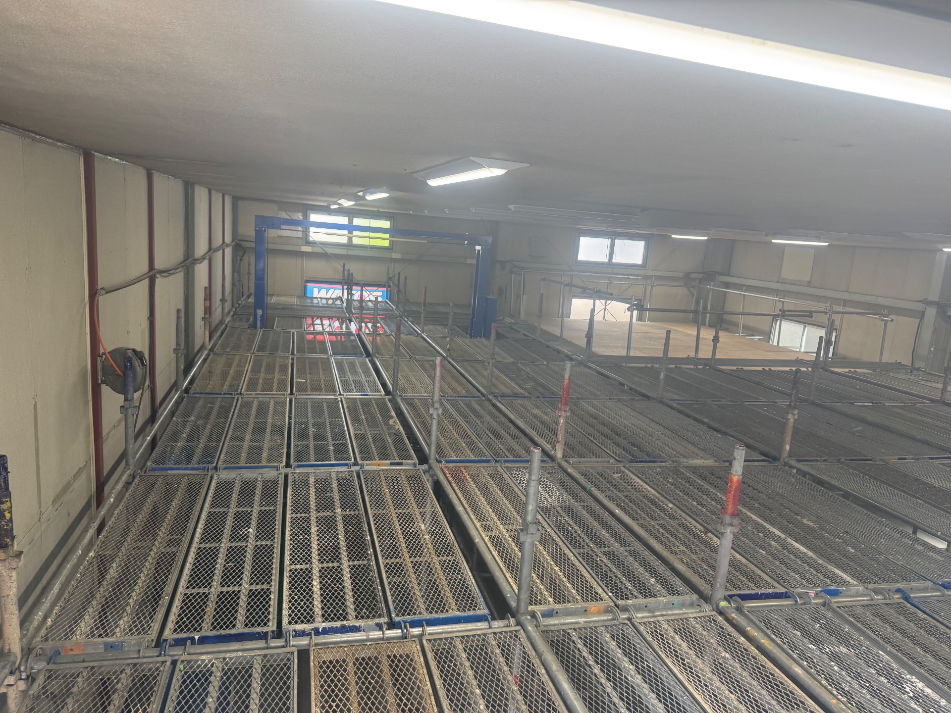 【足場】都筑区早渕にて仮設工事