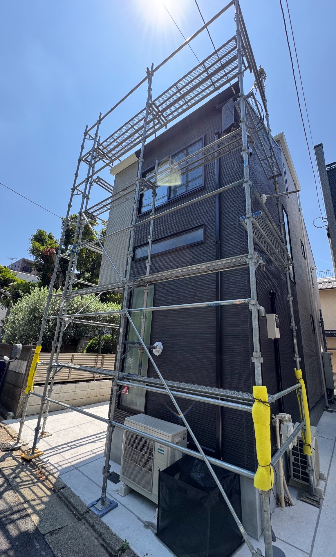 【足場】大田区千鳥にて仮設工事