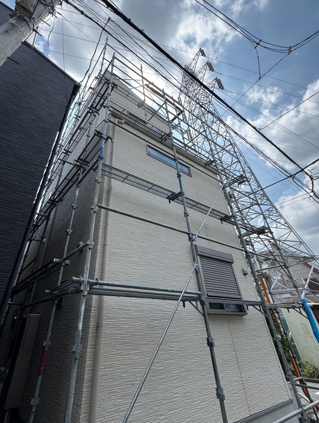 【足場】葛飾区東金町にて仮設工事