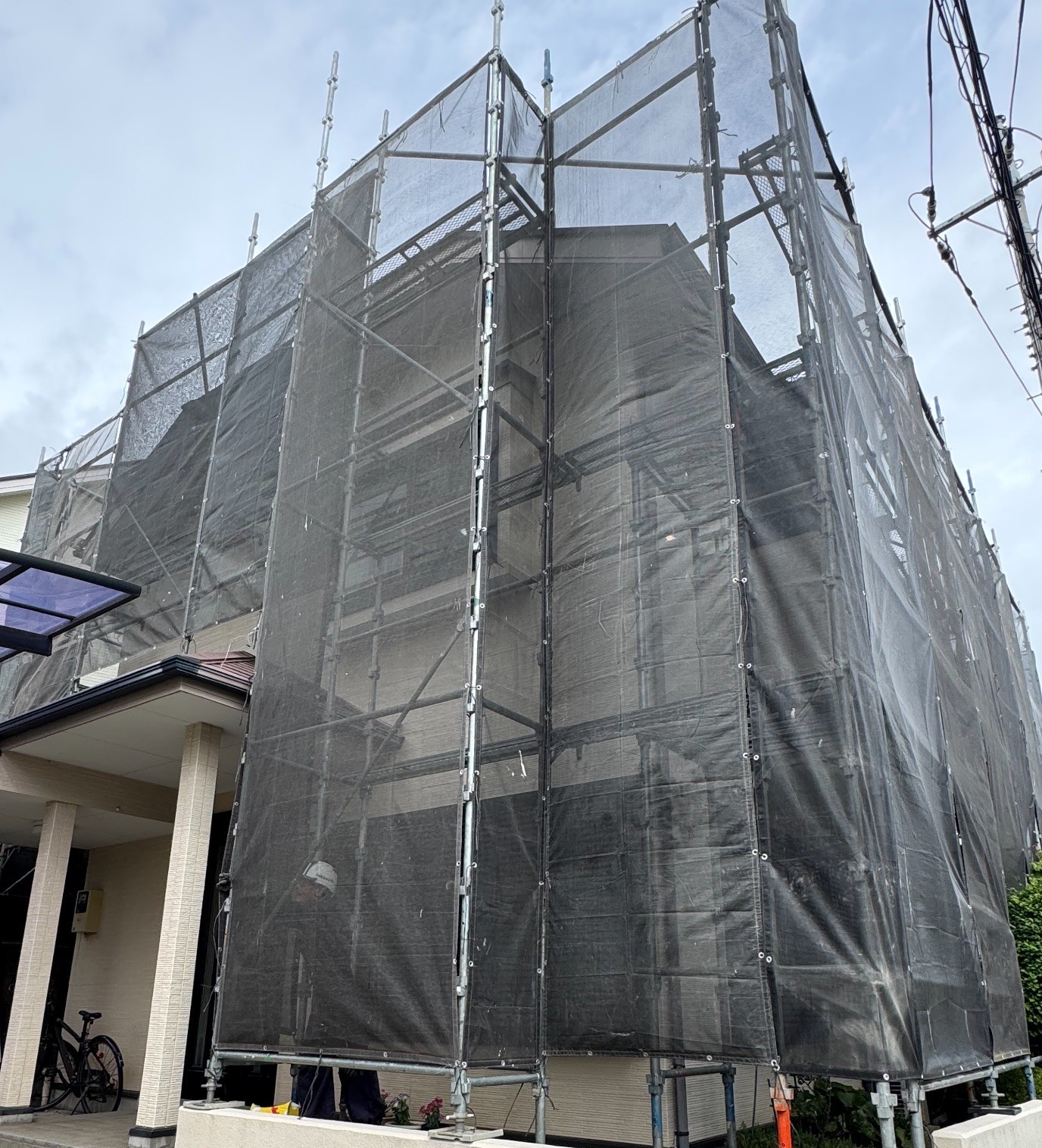 【足場】町田市金森にて仮設工事