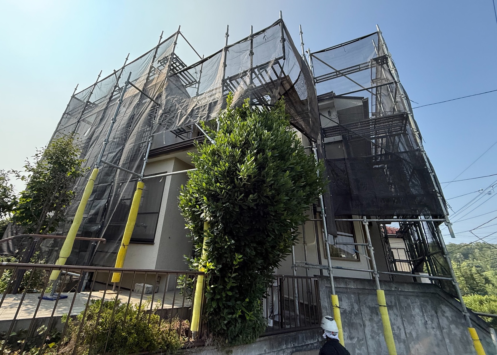 【足場】麻生区五力田にて仮設工事