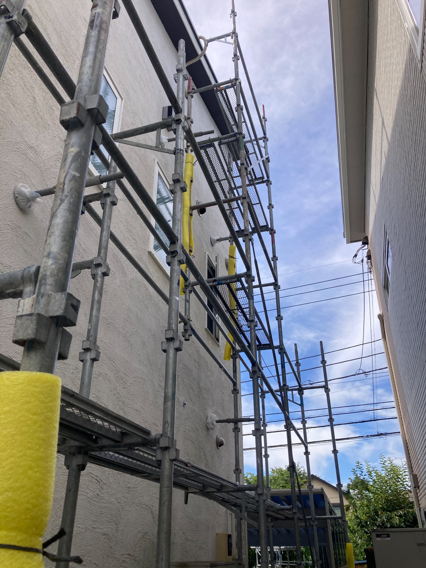 【足場】昭島市美堀町にて仮設工事