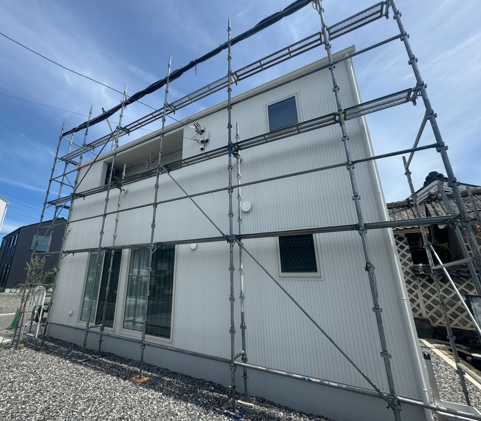 【足場】山梨県甲斐市志田にて仮設工事