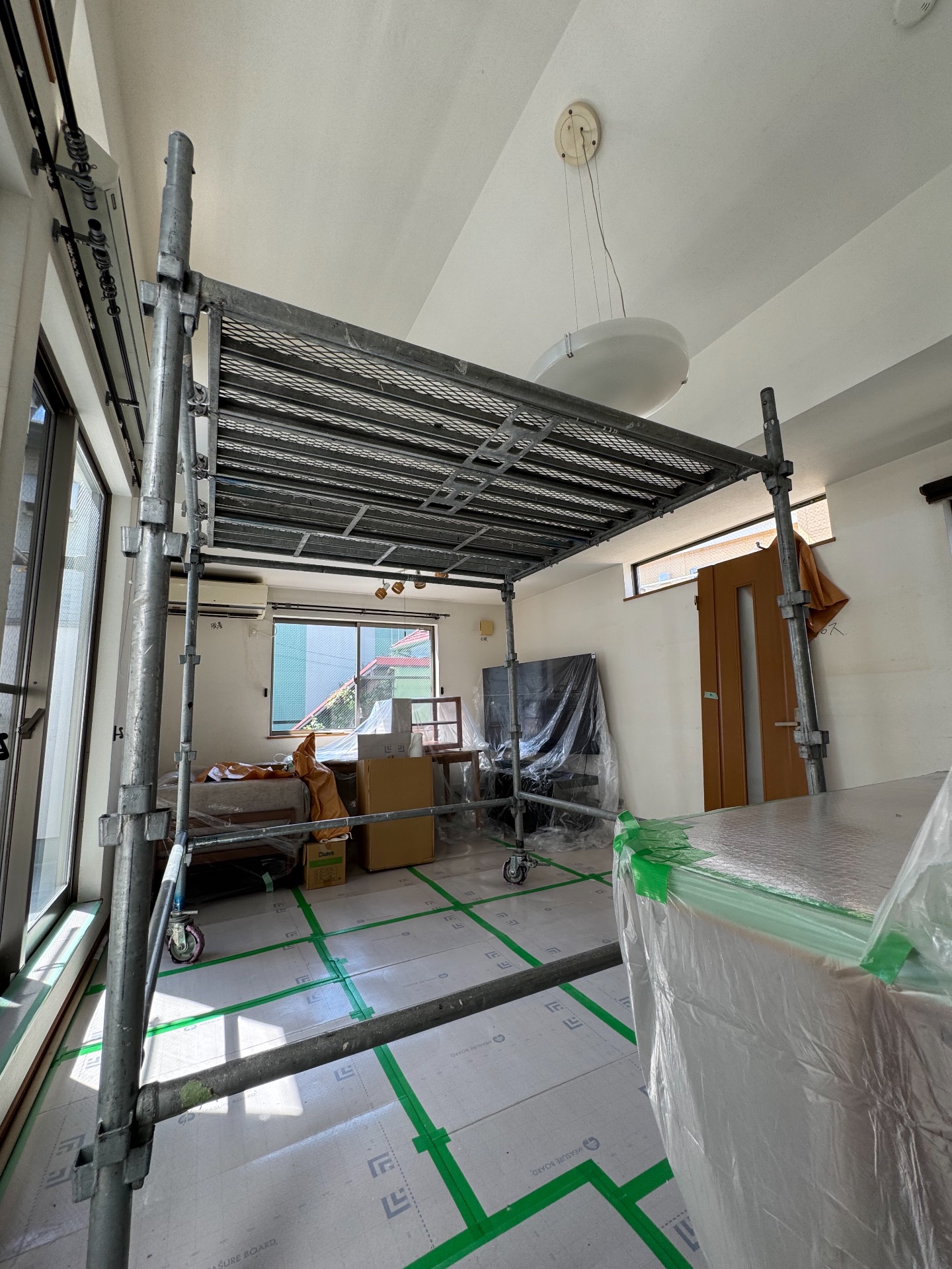 【足場】世田谷区船橋にて仮設工事