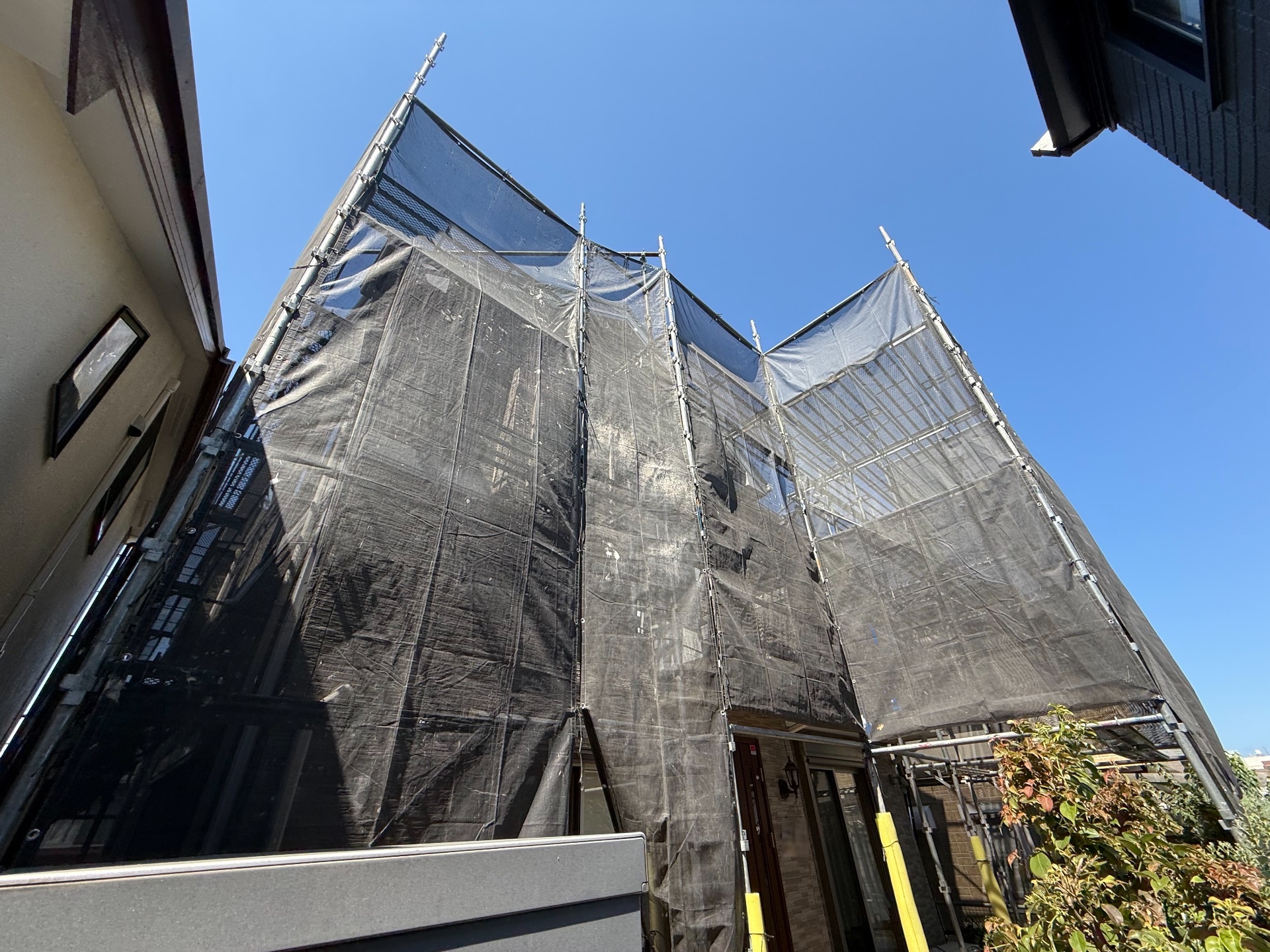 【足場】横浜市瀬谷区宮沢にて仮設工事