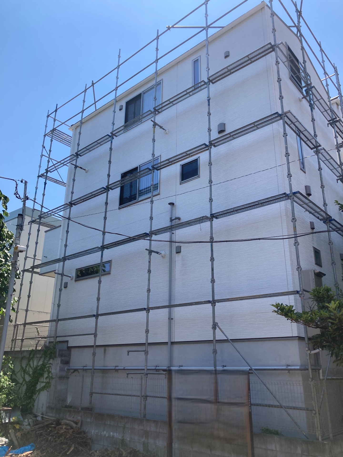 【足場】墨田区立花にて仮設工事