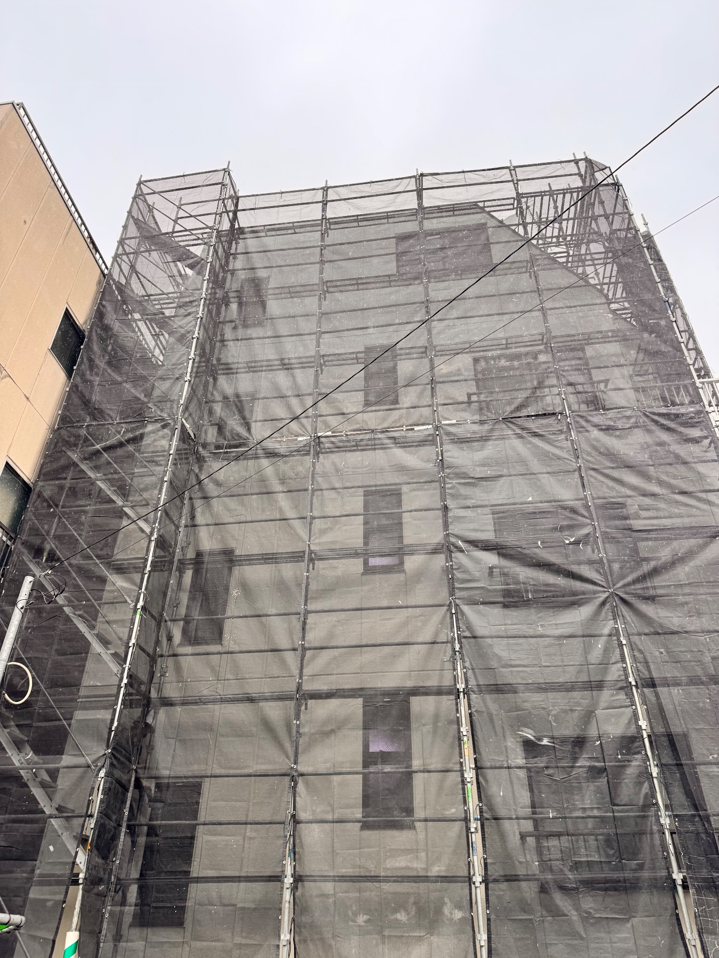 【足場】品川区戸越にて仮設工事