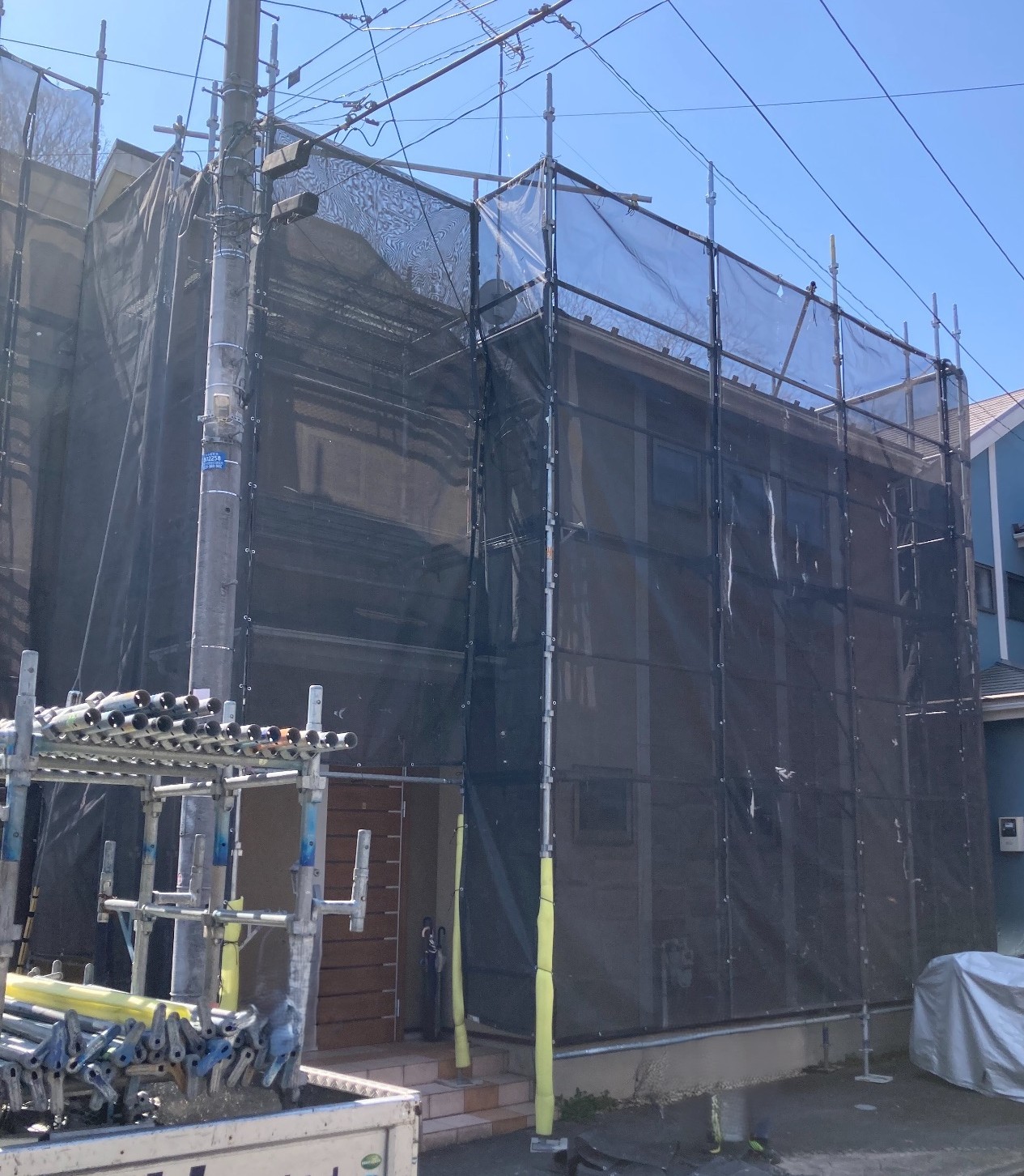 【足場】八王子市大谷町にて仮設工事