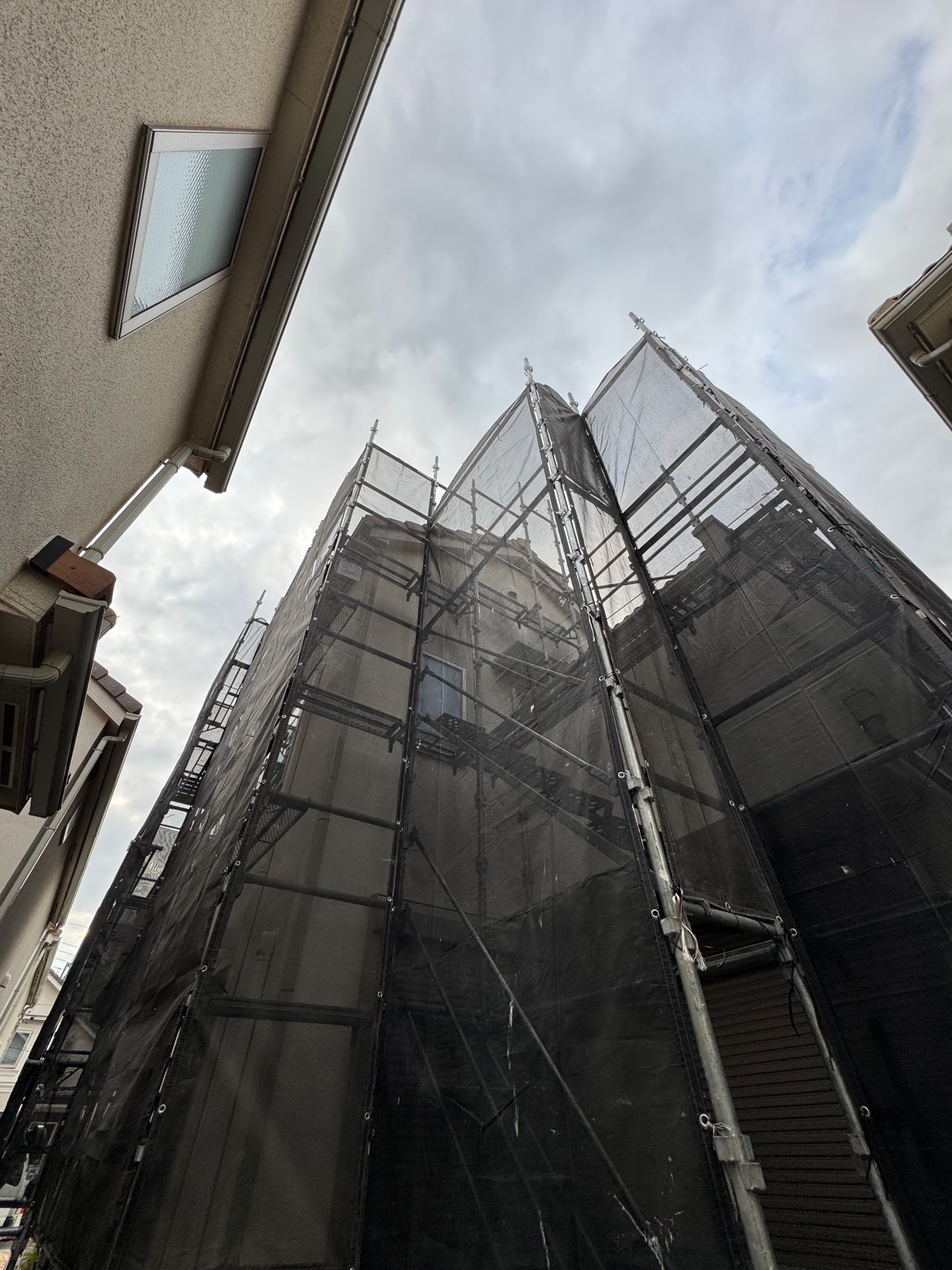 【足場】東村山市富士見町にて仮設工事