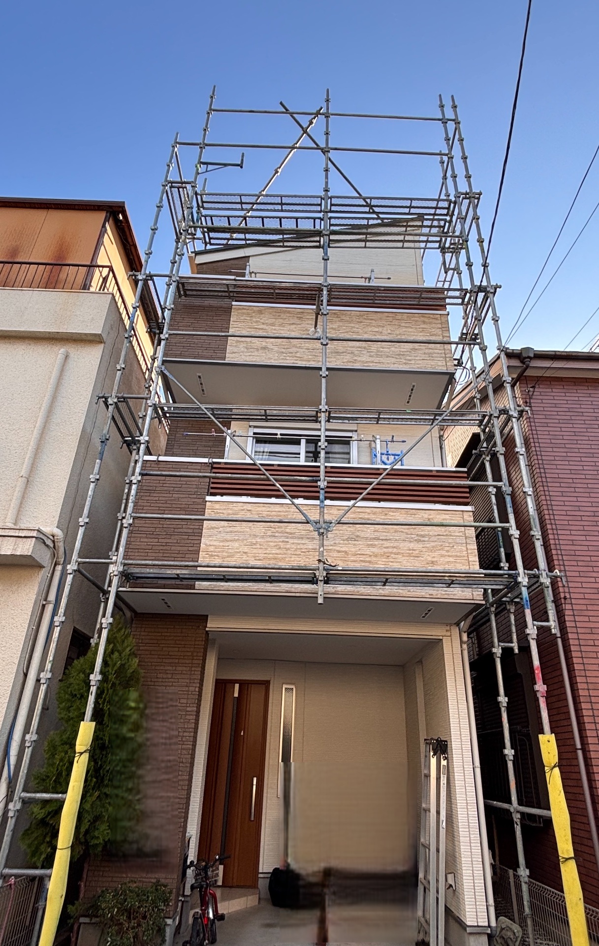 【足場】大田区大森西にて仮設工事