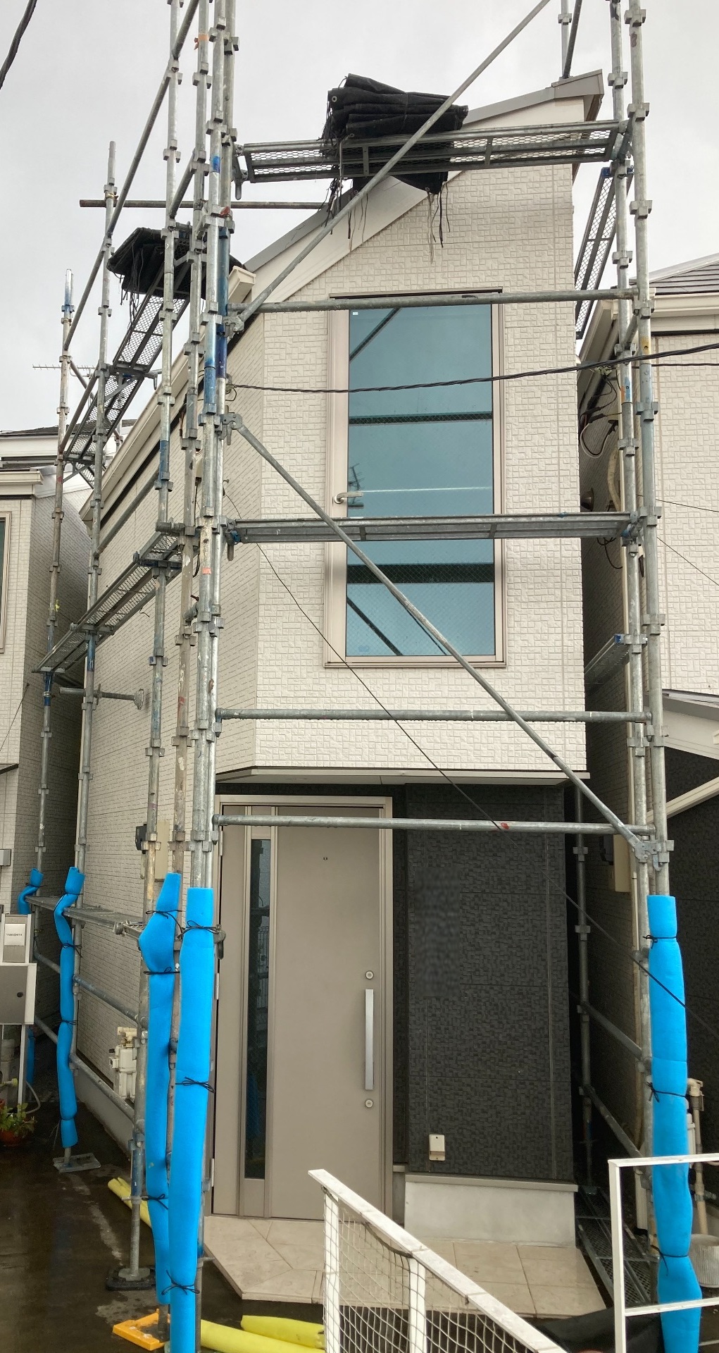 【足場】目黒区下目黒にて仮設工事