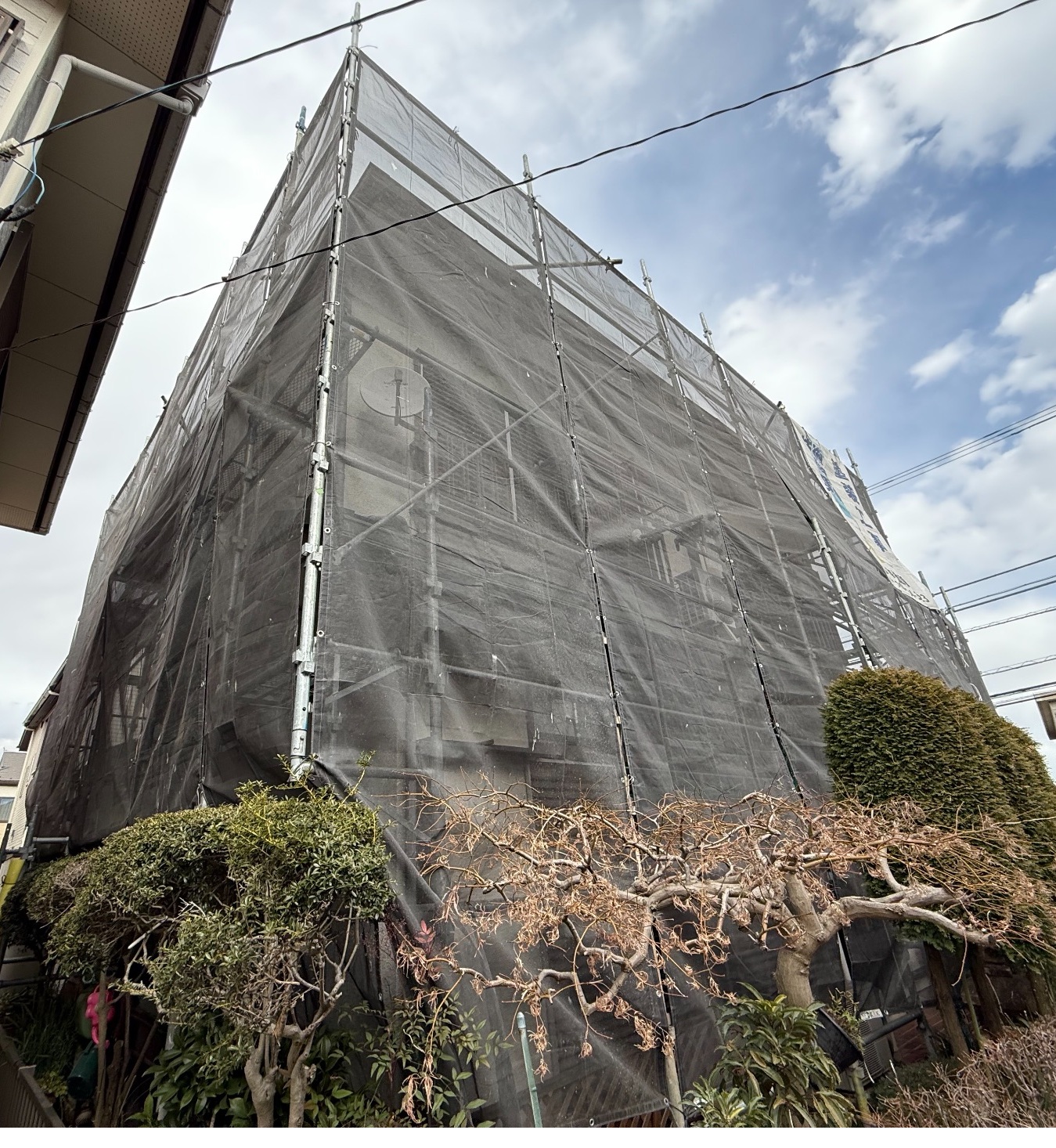 【足場】町田市南成瀬にて仮設工事