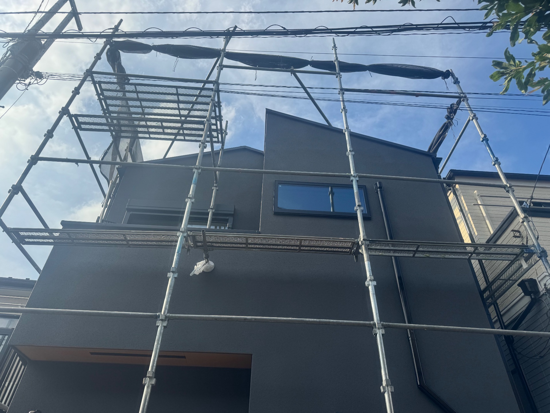 【足場】目黒区南にて仮設工事