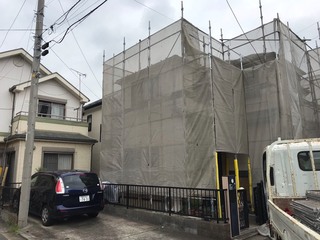 金沢区にて足場工事